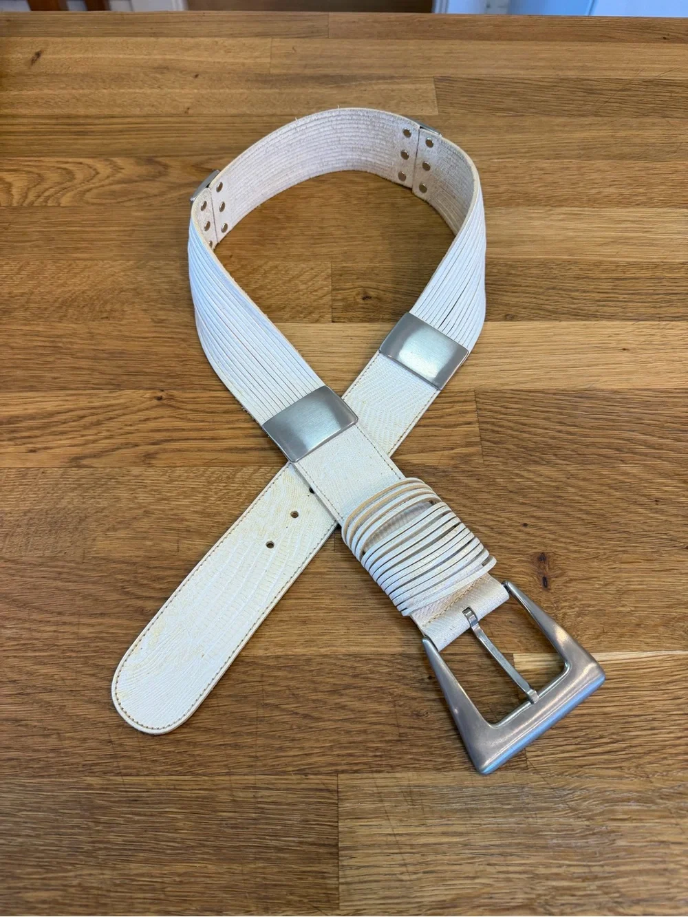 Bijoux Medici Beverly Hills White Lizard Embossed Leather Belt Large Buckle